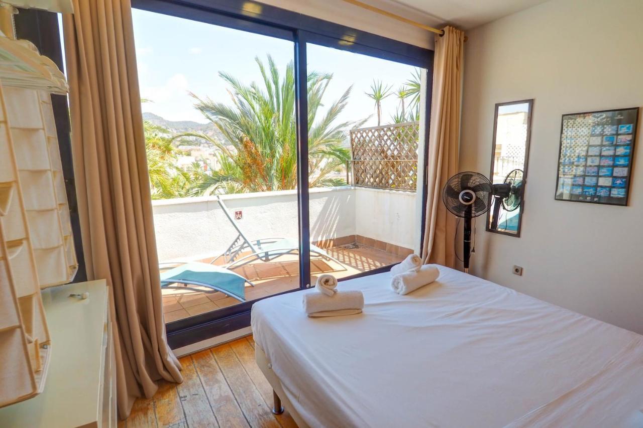 Port Alegre Attic By Hello Homes Sitges Extérieur photo